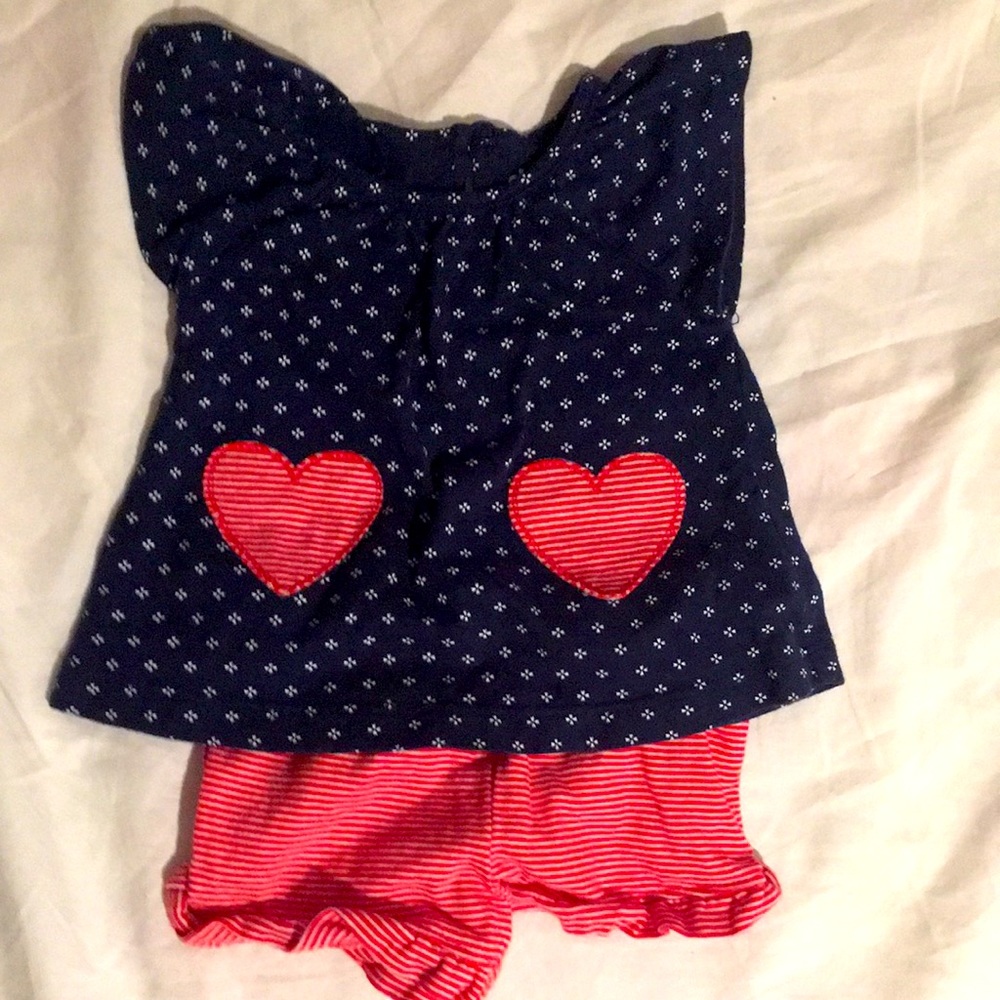 🎀🌷3 for $10🌷🎀 
0-3M 2pc patriotic set